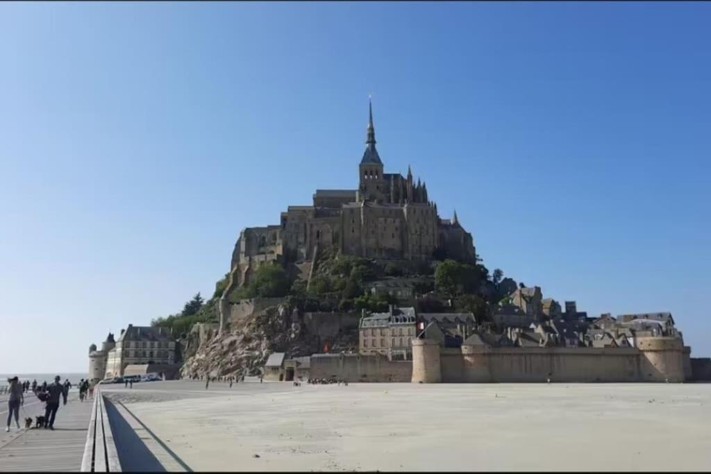 Maison Proche Du Mont Saint Michel ปงตอร์ซง ภายนอก รูปภาพ